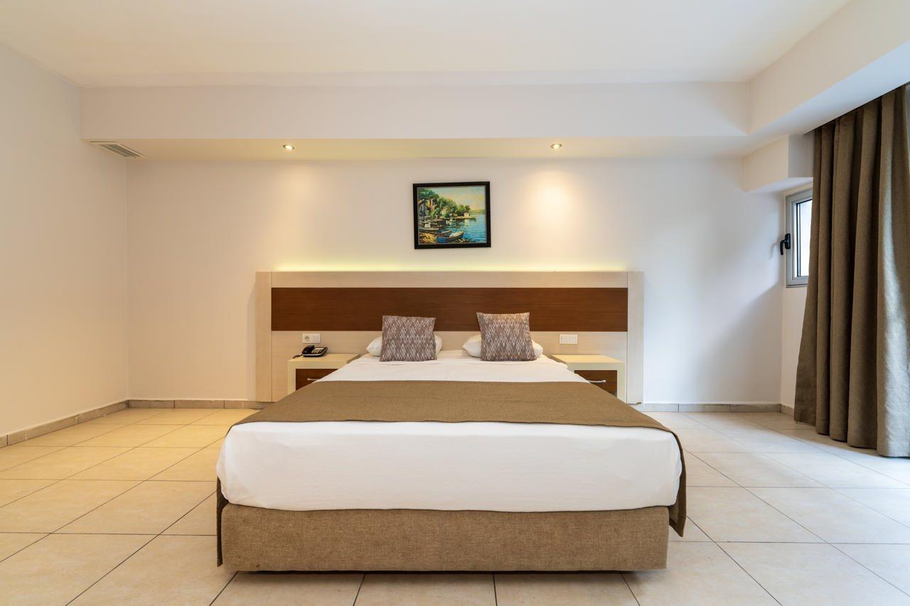 Hotel Montebello 4*