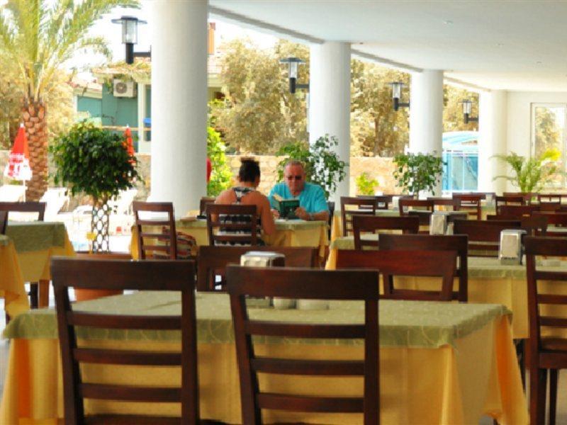 Hotel Montebello
